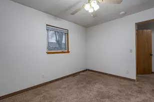 117 Jay St, Le Sueur, MN 56058 - Photo 13