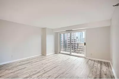 66 9th Street E #1305, Saint Paul, MN 55101 - Photo 3