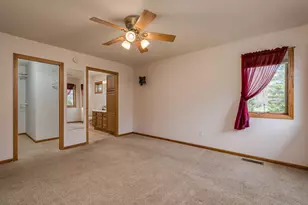 100 Crystal Ln, Mankato, MN 56001 - Photo 23