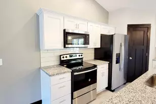 1066 Cullen St, Saint Peter, MN 56082 - Photo 7