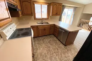 8837 Olive Ln N, Maple Grove, MN 55311 - Photo 9