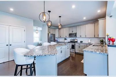 18468 70th Avenue N, Maple Grove, MN 55311 - Photo 7