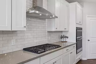 348 Bluejay Ave, Chaska, MN 55318 - Photo 11