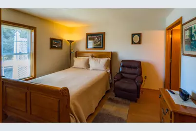 1906 Oak Tree Lane #B, Austin, MN 55912 - Photo 11