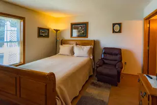 1906 Oak Tree Ln, Austin, MN 55912 - Photo 11