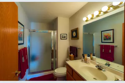 1906 Oak Tree Lane #B, Austin, MN 55912 - Photo 13