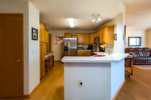 1906 Oak Tree Ln, Austin, MN 55912 - Photo 19