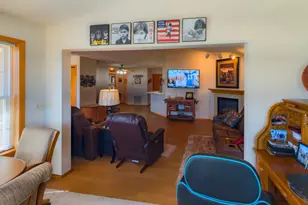 1906 Oak Tree Ln, Austin, MN 55912 - Photo 27