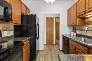 14655 Sherwood Pl, Burnsville, MN 55306 - Photo 13