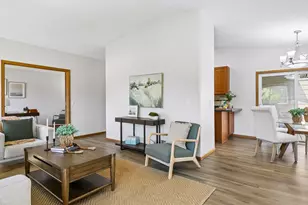 14655 Sherwood Pl, Burnsville, MN 55306 - Photo 9
