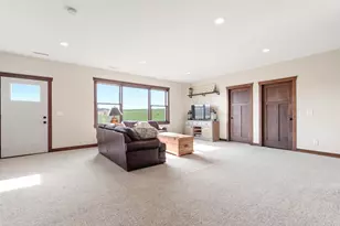 4 170th St, River Falls, WI 54022 - Photo 25