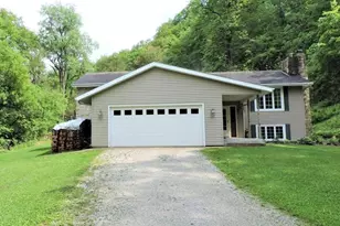104 Hidden Valley Dr, Lanesboro, MN 55949 - Photo 1