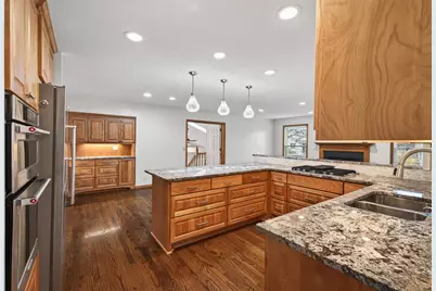 8057 Garfield Street NE, Spring Lake Park, MN 55432 - Photo 9