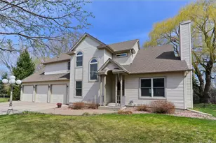 8057 Garfield St NE, Spring Lake Park, MN 55432 - Photo 5