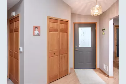 7565 Ojibway Park Court, Woodbury, MN 55125 - Photo 5