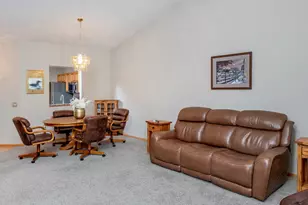 7565 Ojibway Park Ct, Woodbury, MN 55125 - Photo 17