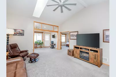 7565 Ojibway Park Court, Woodbury, MN 55125 - Photo 19