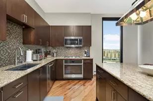 1240 S 2nd St, Minneapolis, MN 55415 - Photo 13