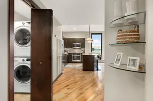 1240 S 2nd St, Minneapolis, MN 55415 - Photo 15