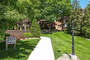 215 Barry Ave S, Wayzata, MN 55391 - Photo 67