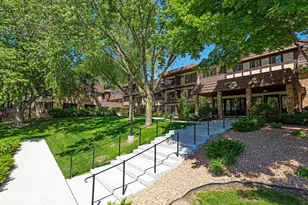 215 Barry Ave S, Wayzata, MN 55391 - Photo 69