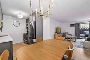215 Barry Ave S, Wayzata, MN 55391 - Photo 23