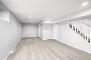 1900 Maryland Ave N, Golden Valley, MN 55427 - Photo 23