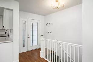 1900 Maryland Ave N, Golden Valley, MN 55427 - Photo 3