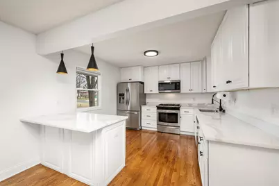 1900 Maryland Avenue N, Golden Valley, MN 55427 - Photo 5