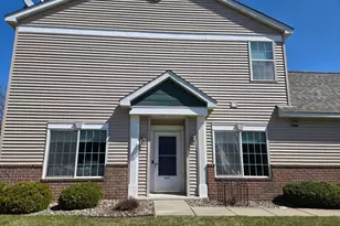 6889 Folkestone Rd, Apple Valley, MN 55124 - Photo 3