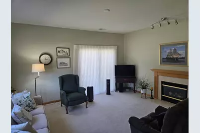6889 Folkestone Road #711, Apple Valley, MN 55124 - Photo 7