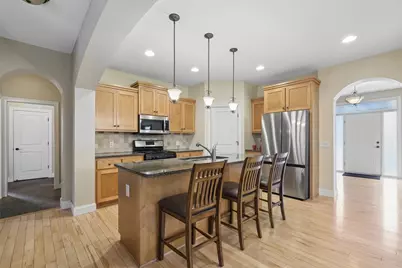 2828 Hawk Ridge Road NW, Prior Lake, MN 55372 - Photo 7