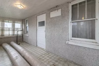 115 N Lexington Avenue, Le Center, MN 56057 - Photo 11