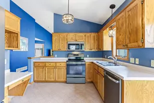1401 Park St, White Bear Lake, MN 55110 - Photo 15