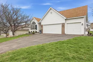14657 Bridle Ridge Trail NE, Prior Lake, MN 55372 - Photo 35