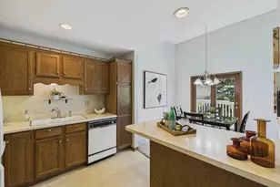 3256 Old Hwy 8, Saint Anthony, MN 55418 - Photo 11