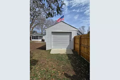 418 Skaro Street, Saint Peter, MN 56082 - Photo 29