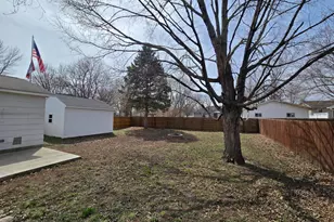 418 Skaro St, Saint Peter, MN 56082 - Photo 33