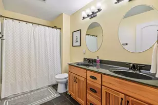 3917 Valencia Ln, Chaska, MN 55318 - Photo 33