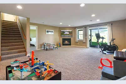 3917 Valencia Lane, Chaska, MN 55318 - Photo 35