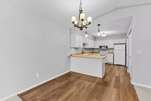 1344 Carriage Dr, Hudson, WI 54016 - Photo 9