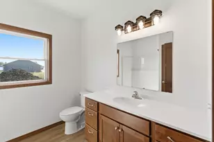 424 22nd Ave NW, Waseca, MN 56093 - Photo 17