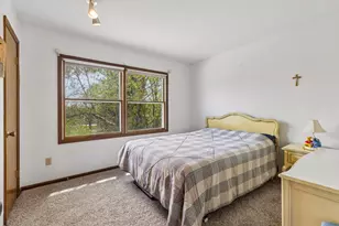 18815 South Ln, Minnetonka, MN 55345 - Photo 11