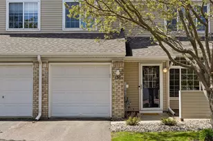 2200 Ranchview Ln N, Plymouth, MN 55447 - Photo 3