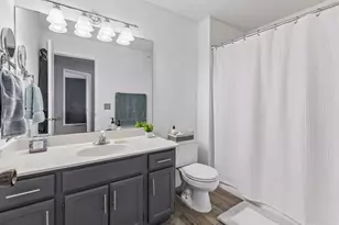 2200 Ranchview Ln N, Plymouth, MN 55447 - Photo 23