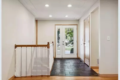 6802 Cottonwood Lane N, Maple Grove, MN 55369 - Photo 5