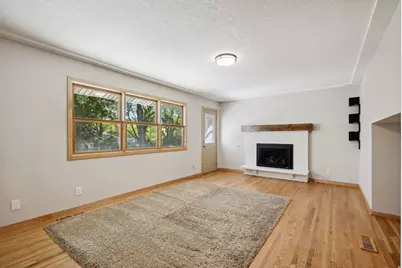 6802 Cottonwood Lane N, Maple Grove, MN 55369 - Photo 21