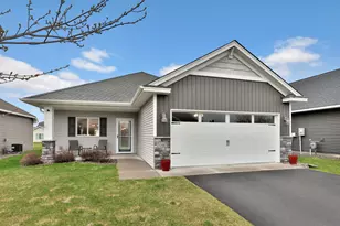 31683 Newport Curv, Lindstrom, MN 55045 - Photo 3