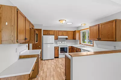 3001 Payne Avenue, Little Canada, MN 55117 - Photo 9
