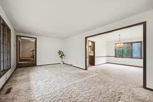 203 Belmont Ct, Apple Valley, MN 55124 - Photo 5